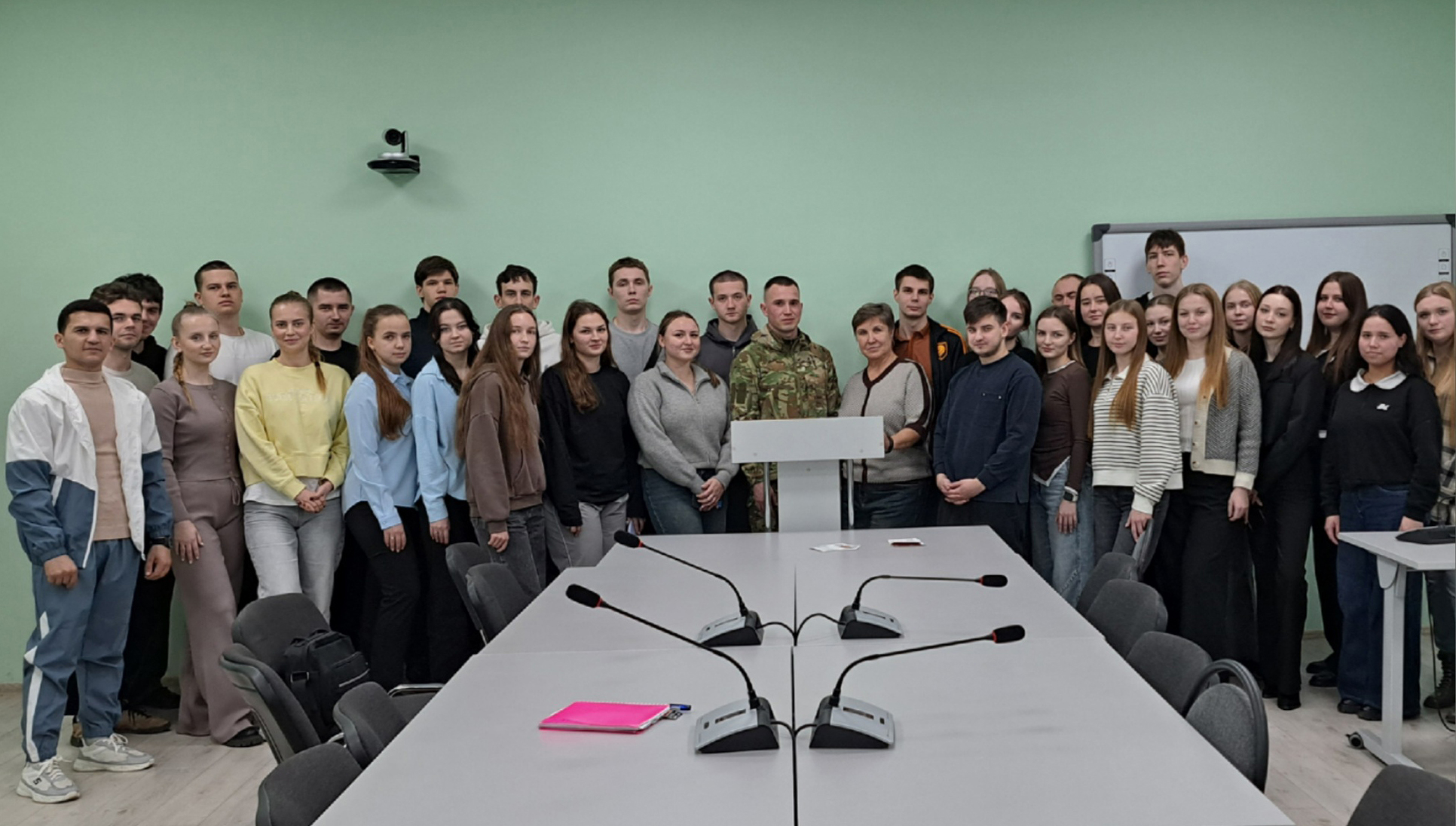 Выпускники кафедры «Экономическая безопасность» поделились секретами успеха со студентами