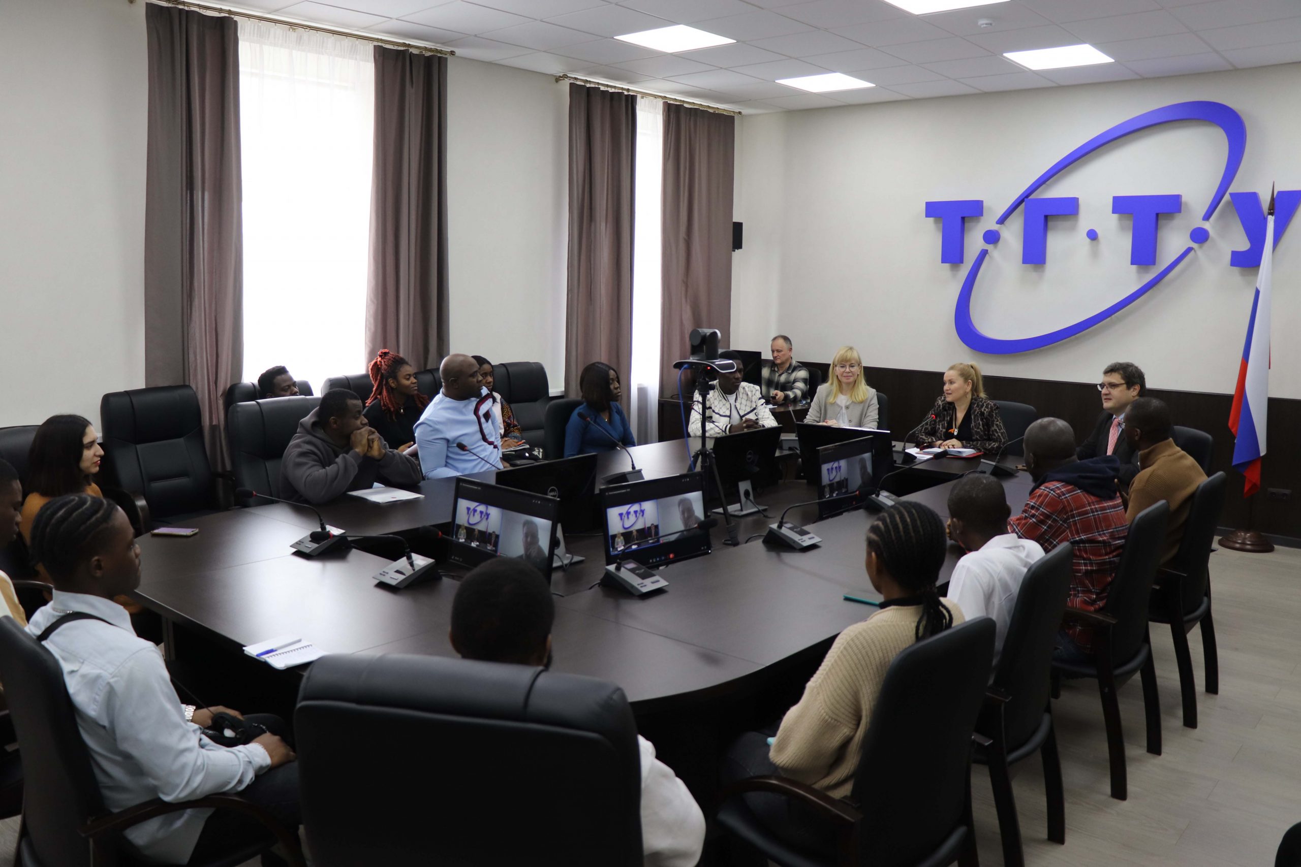 В ТГТУ состоялась встреча африканских выпускников и студентов